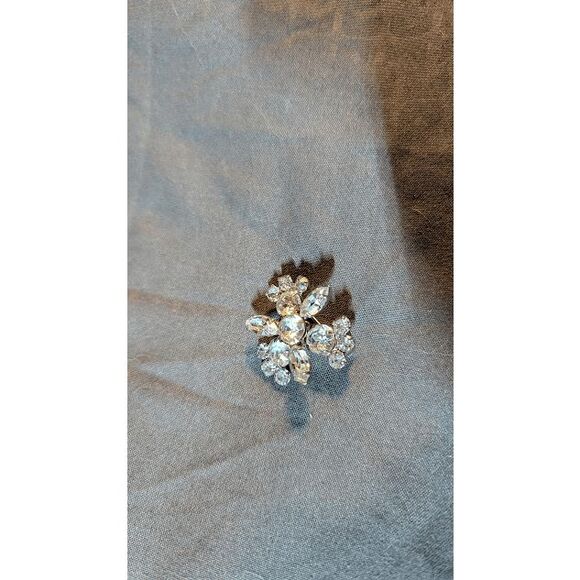 Vintage Kramer of New York Starburst Combination Cut Rhinestone Pin Rare Find - Picture 9 of 13